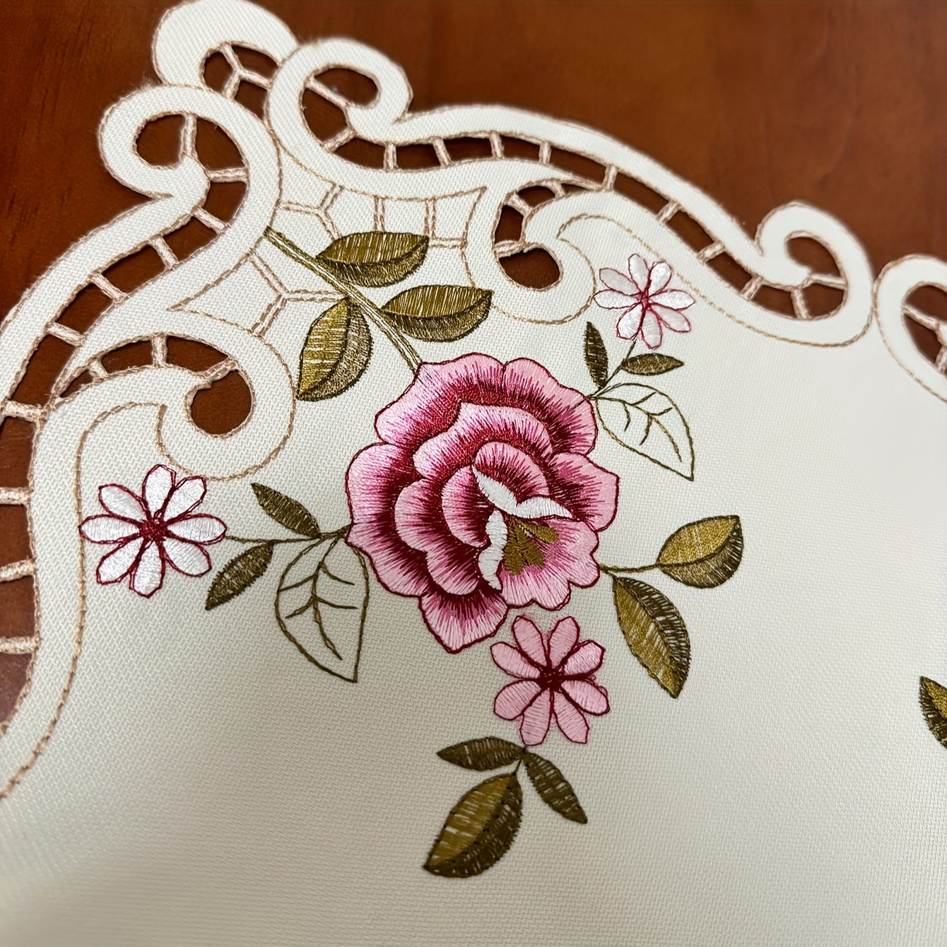 Handmade Floral Embroidered Tablecloth – Elegant White Cotton with Lace Trim